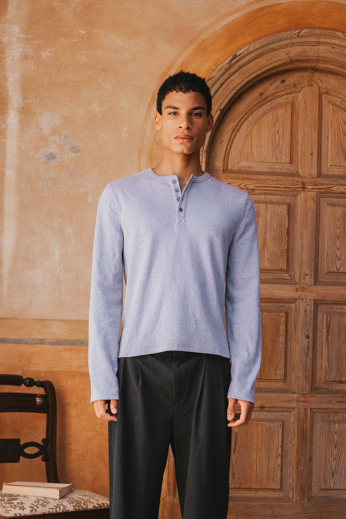Ribbed long henley light grey marl on model |chip:Model – 184cm – wears L