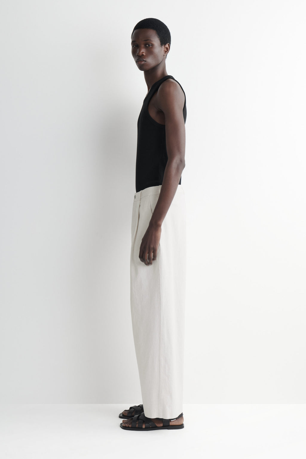 REFERENZ Lieferant (COS) - ribbed tank top black, view 3