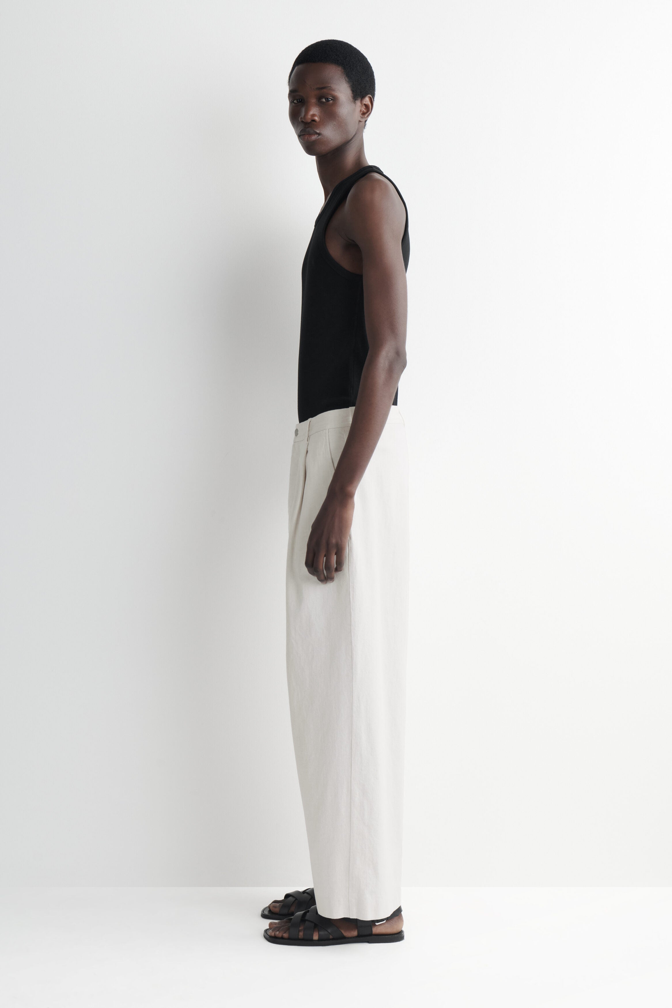 REFERENZ Lieferant (COS) - ribbed tank top black, view 3