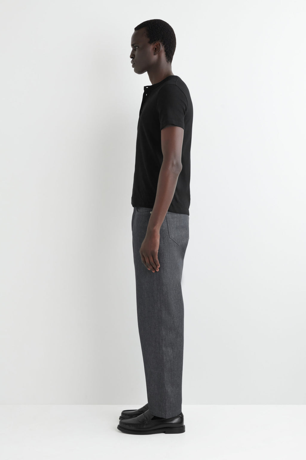REFERENZ Lieferant (COS) - ribbed henley black, view 3